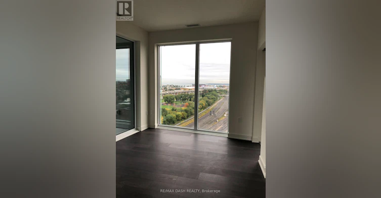 1504W-27 Bathurst Street, Toronto, ON, M5V 2P1 - 13