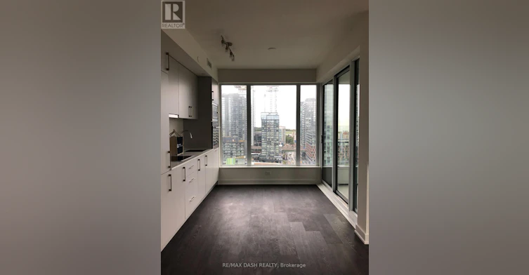 1504W-27 Bathurst Street, Toronto, ON, M5V 2P1 - 4