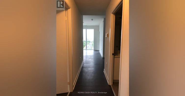 1504W-27 Bathurst Street, Toronto, ON, M5V 2P1 - 11