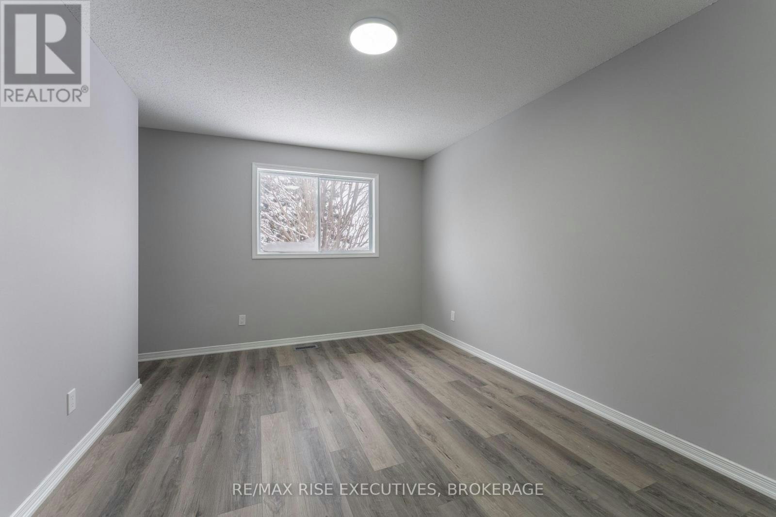 1-312 Waterloo Drive, Kingston, ON, K7M 8P3 - 14