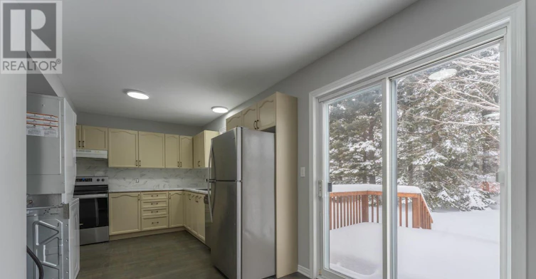 1-312 Waterloo Drive, Kingston, ON, K7M 8P3 - 8