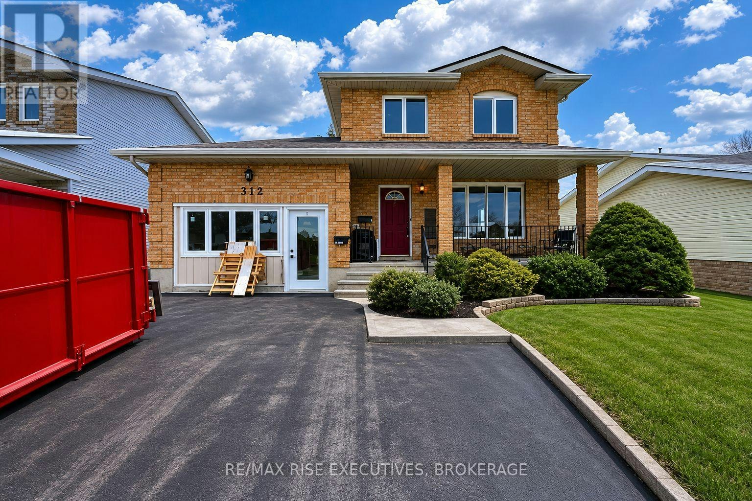 1-312 Waterloo Drive, Kingston, ON, K7M 8P3