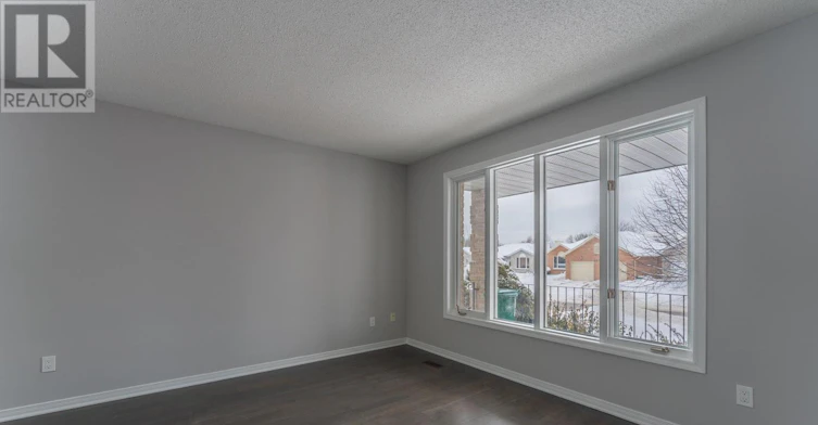 1-312 Waterloo Drive, Kingston, ON, K7M 8P3 - 3