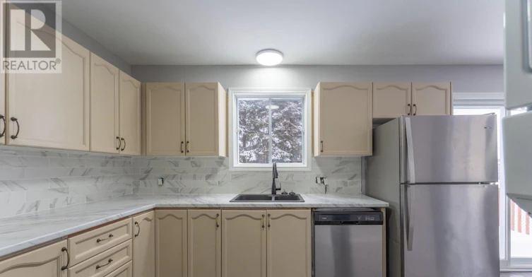 1-312 Waterloo Drive, Kingston, ON, K7M 8P3 - 5