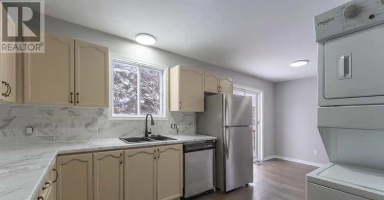 1-312 Waterloo Drive, Kingston, ON, K7M 8P3 - 6