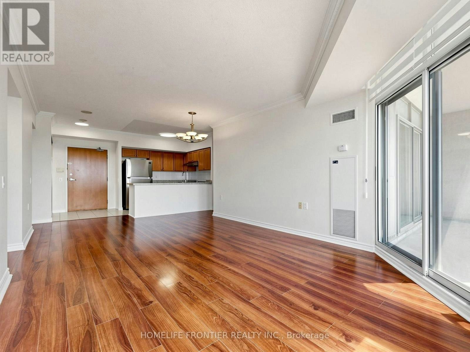 LPH117-9017 Leslie Street, Richmond Hill, ON, L4B 4R8 - 4