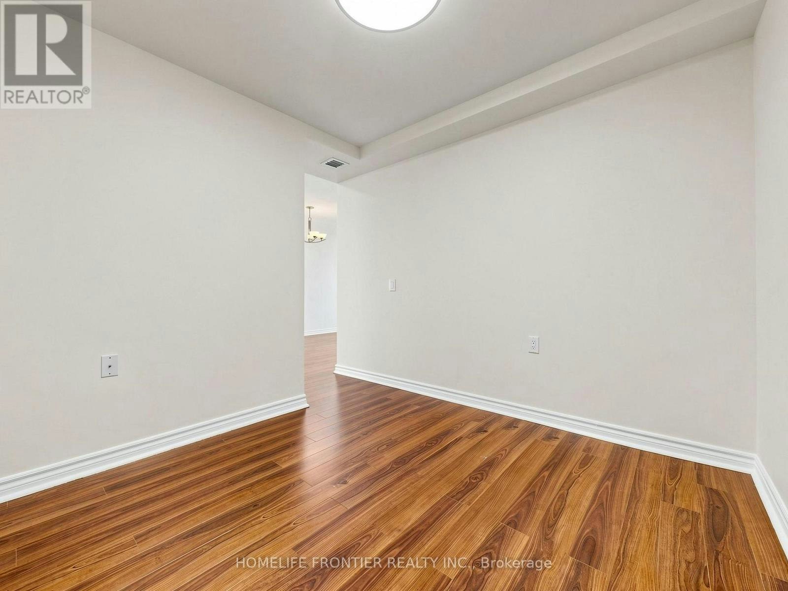 LPH117-9017 Leslie Street, Richmond Hill, ON, L4B 4R8 - 14