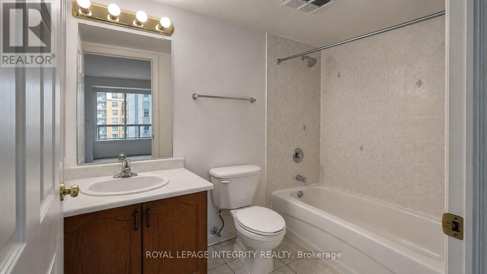 604-429 Somerset Street W, Ottawa, ON, K2P 2P5 - 18