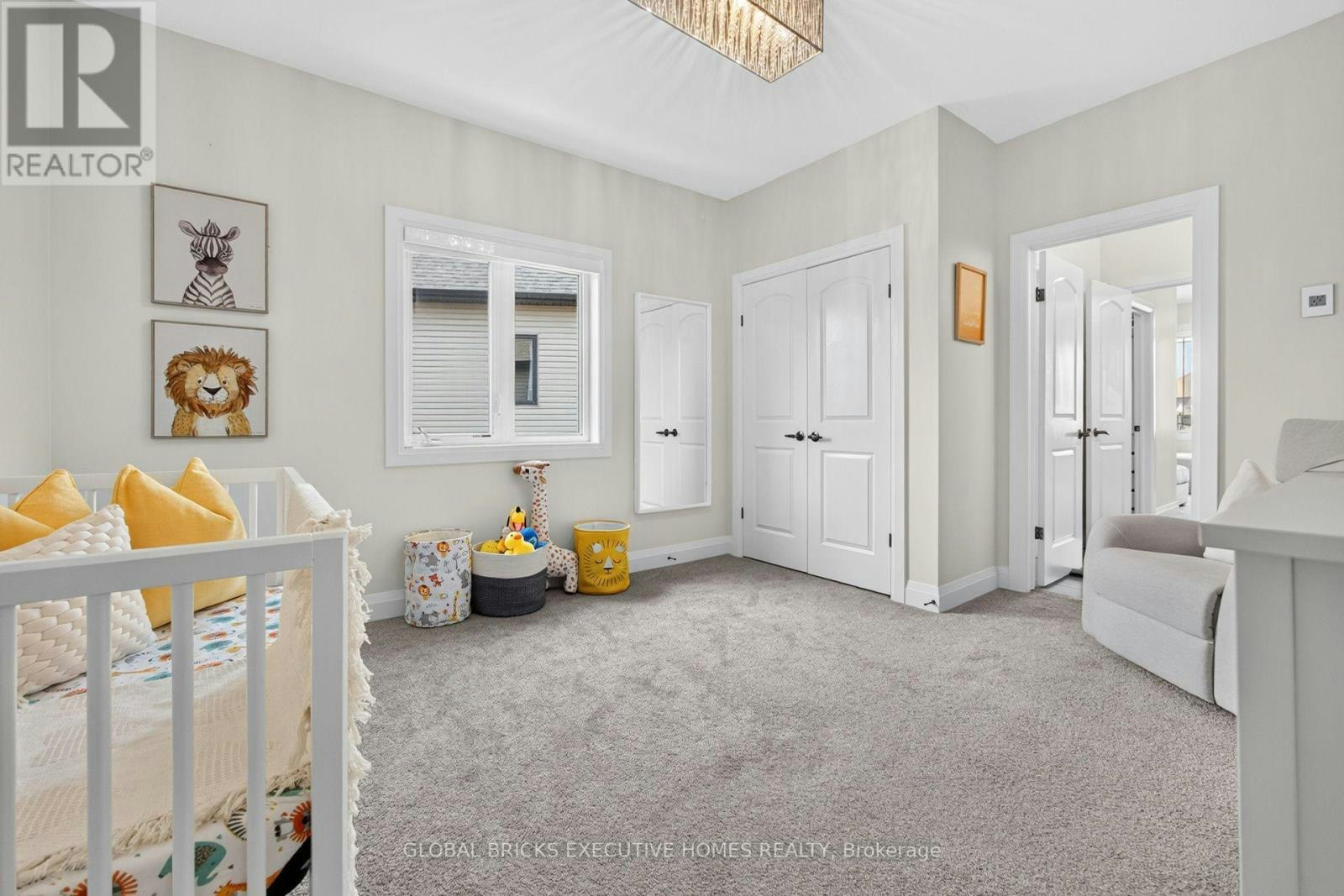 56 Valleyscape Drive, Kitchener, ON, N2P 0G3 - 37