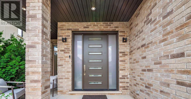 56 Valleyscape Drive, Kitchener, ON, N2P 0G3 - 3