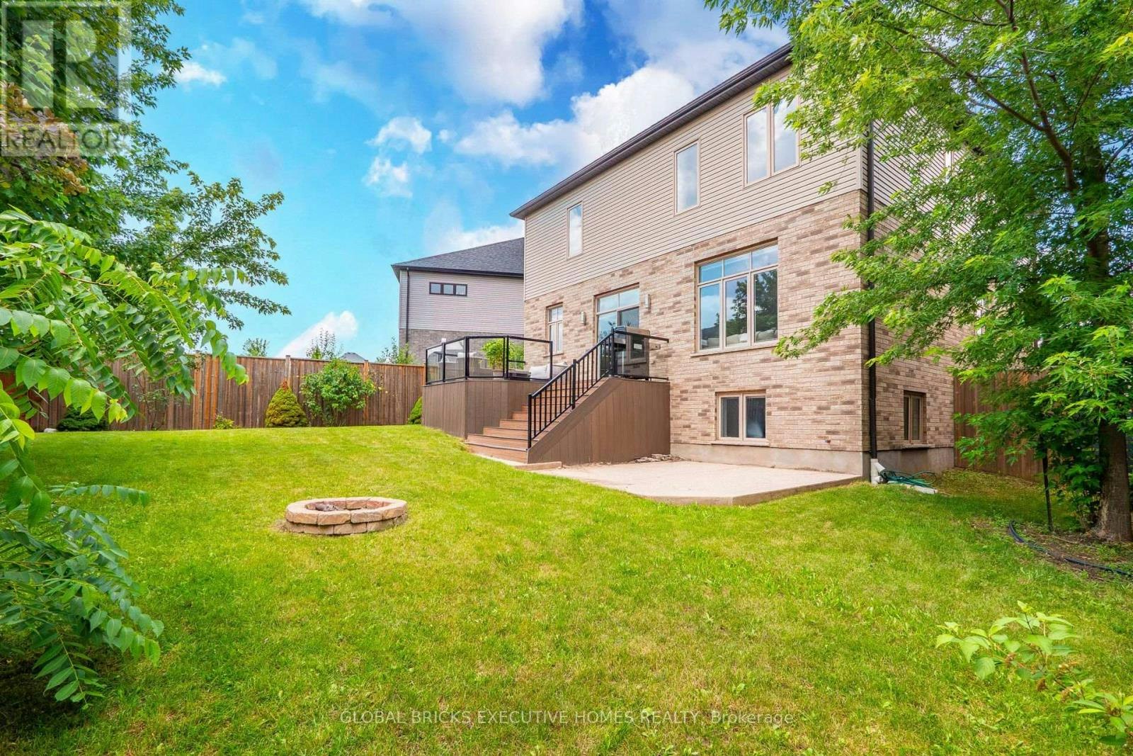 56 Valleyscape Drive, Kitchener, ON, N2P 0G3 - 49