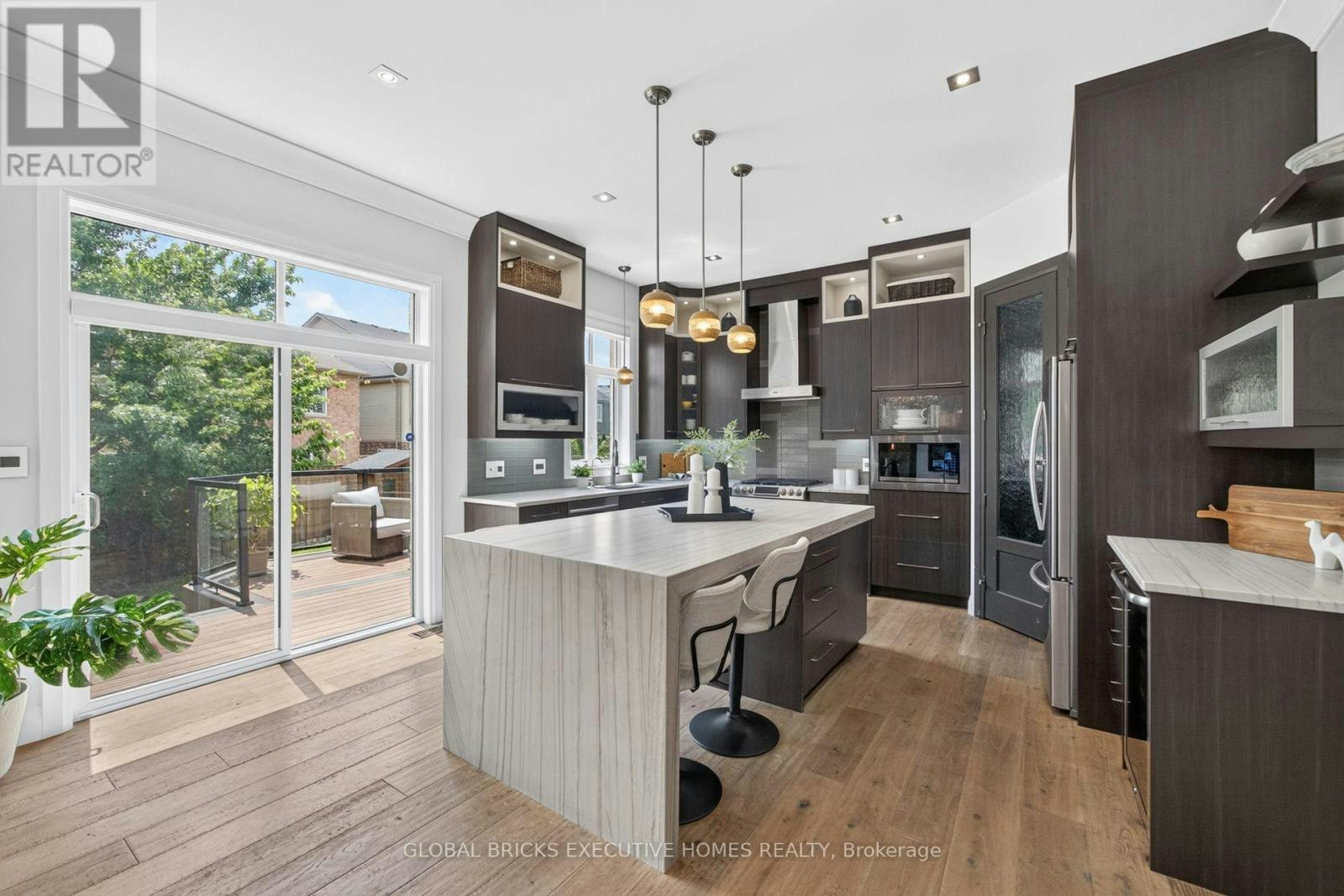 56 Valleyscape Drive, Kitchener, ON, N2P 0G3 - 18