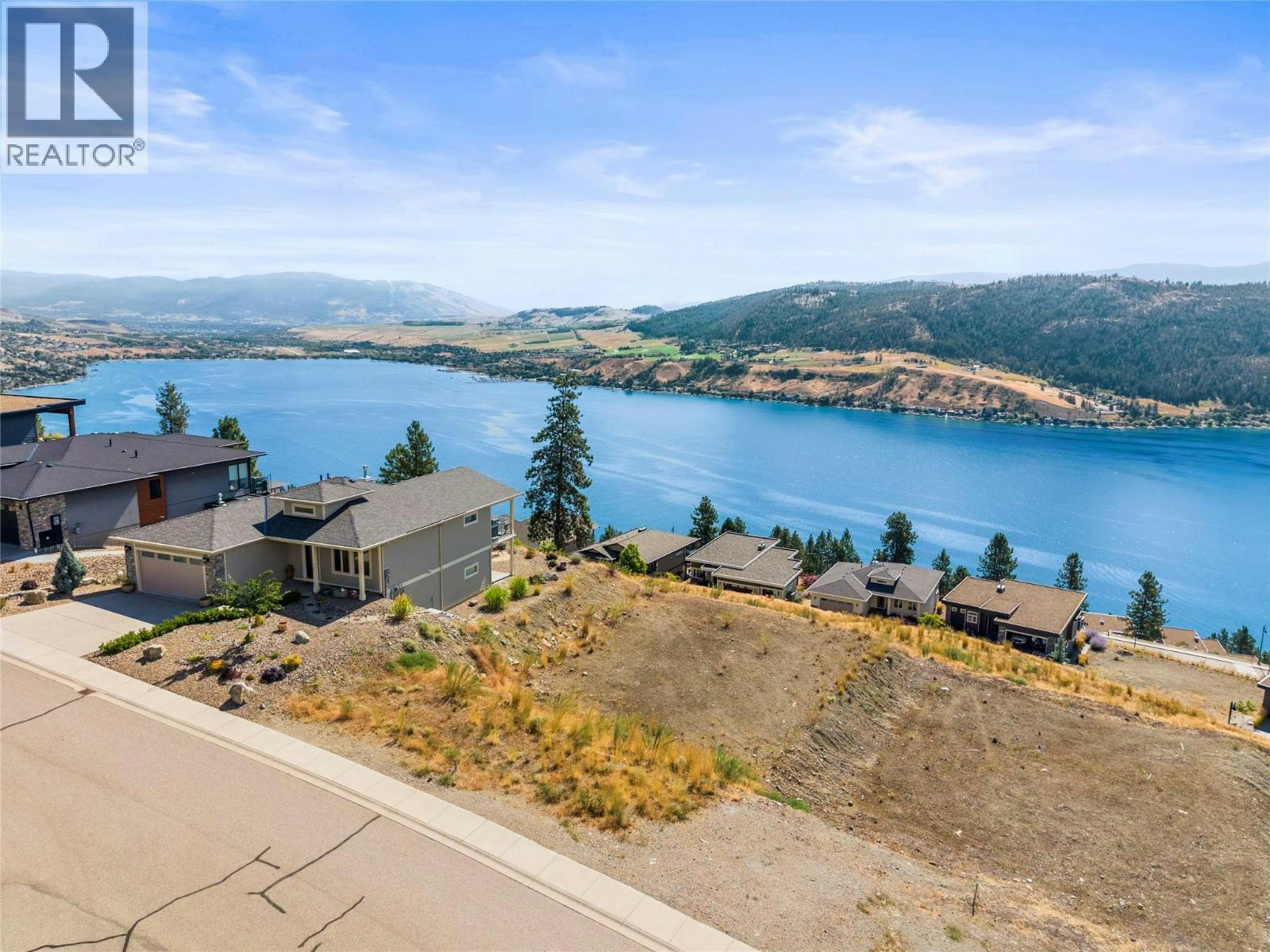 8948 Hampshire Crescent - 4