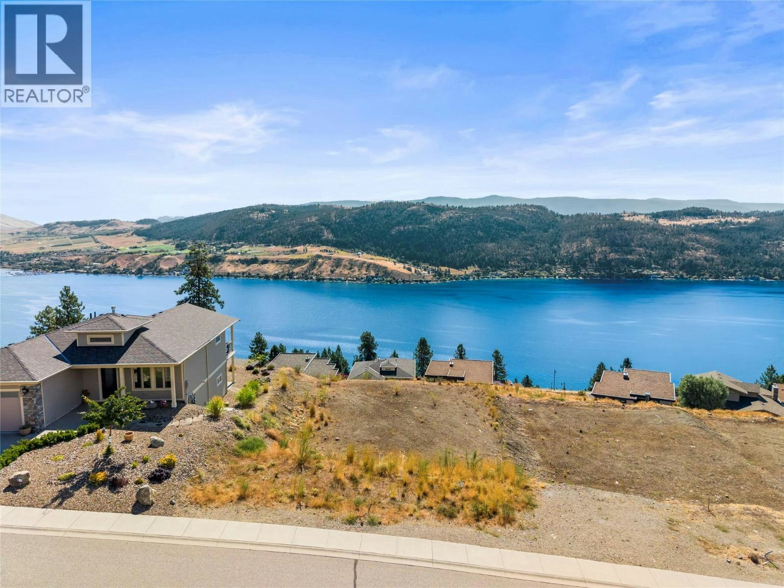 8948 Hampshire Crescent - 2