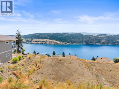 8948 Hampshire Crescent - 3