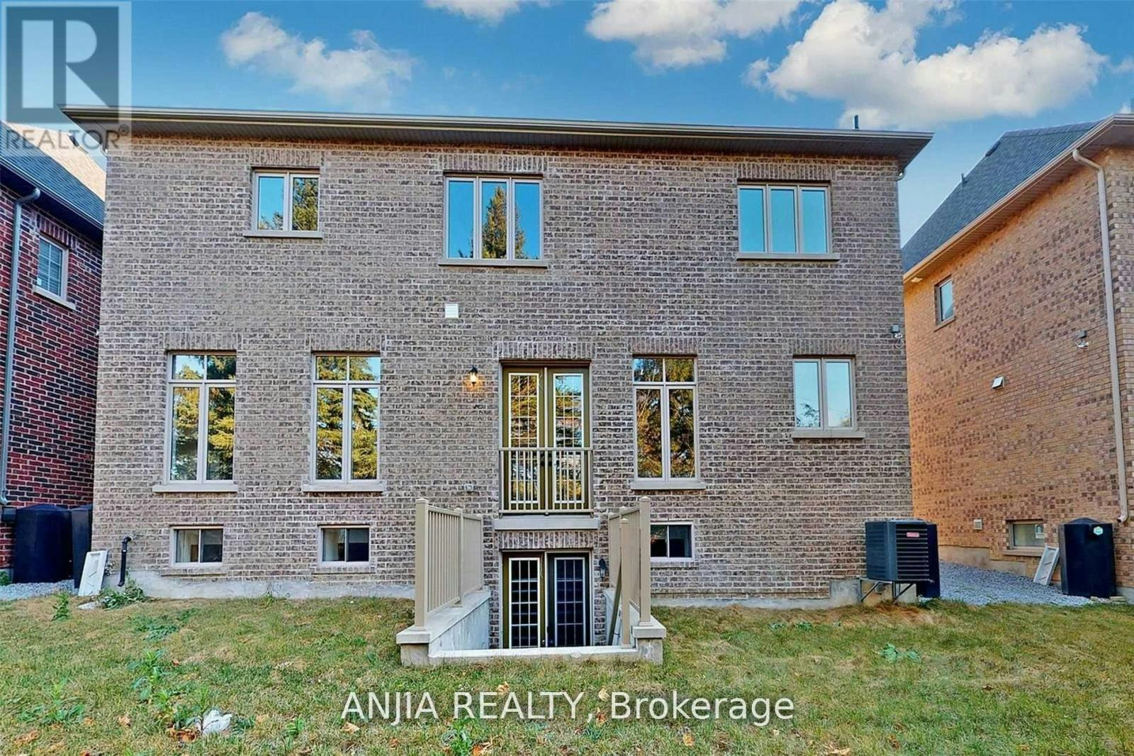 6 Daniel Cozens Court, Toronto, ON, M2R 0A7 - 27