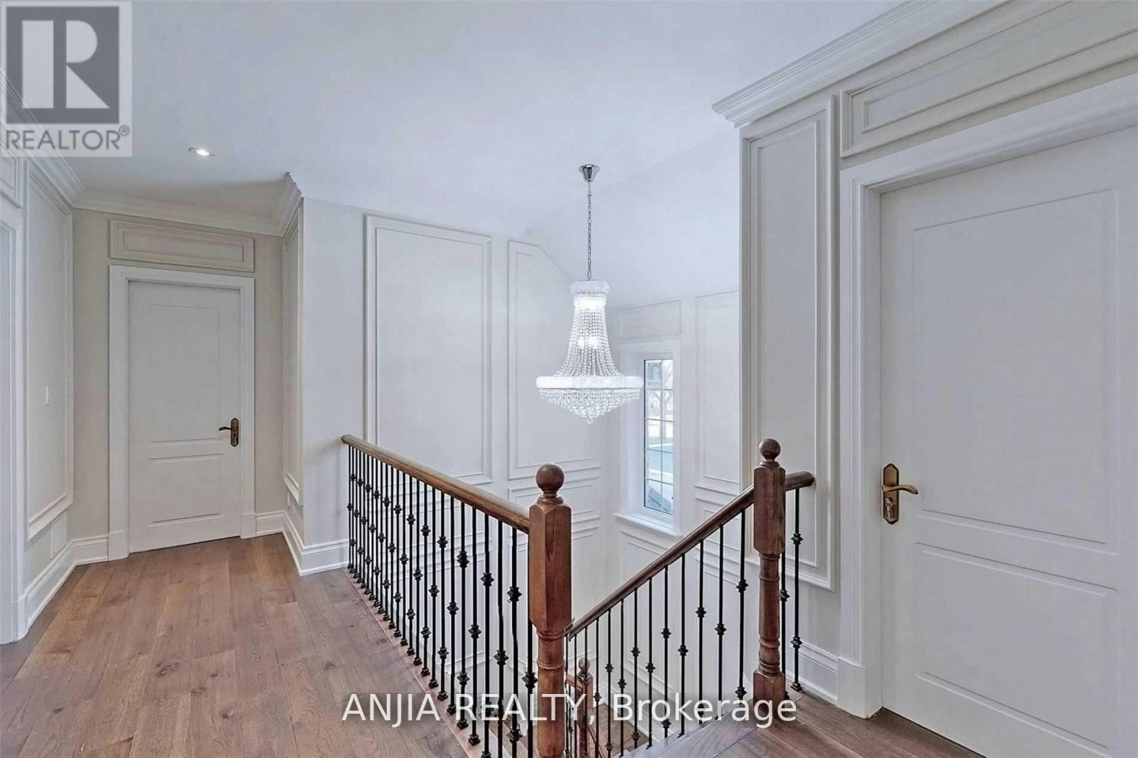 6 Daniel Cozens Court, Toronto, ON, M2R 0A7 - 15