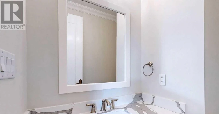 6 Daniel Cozens Court, Toronto, ON, M2R 0A7 - 24