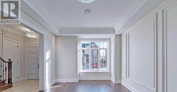 6 Daniel Cozens Court, Toronto, ON, M2R 0A7 - 3