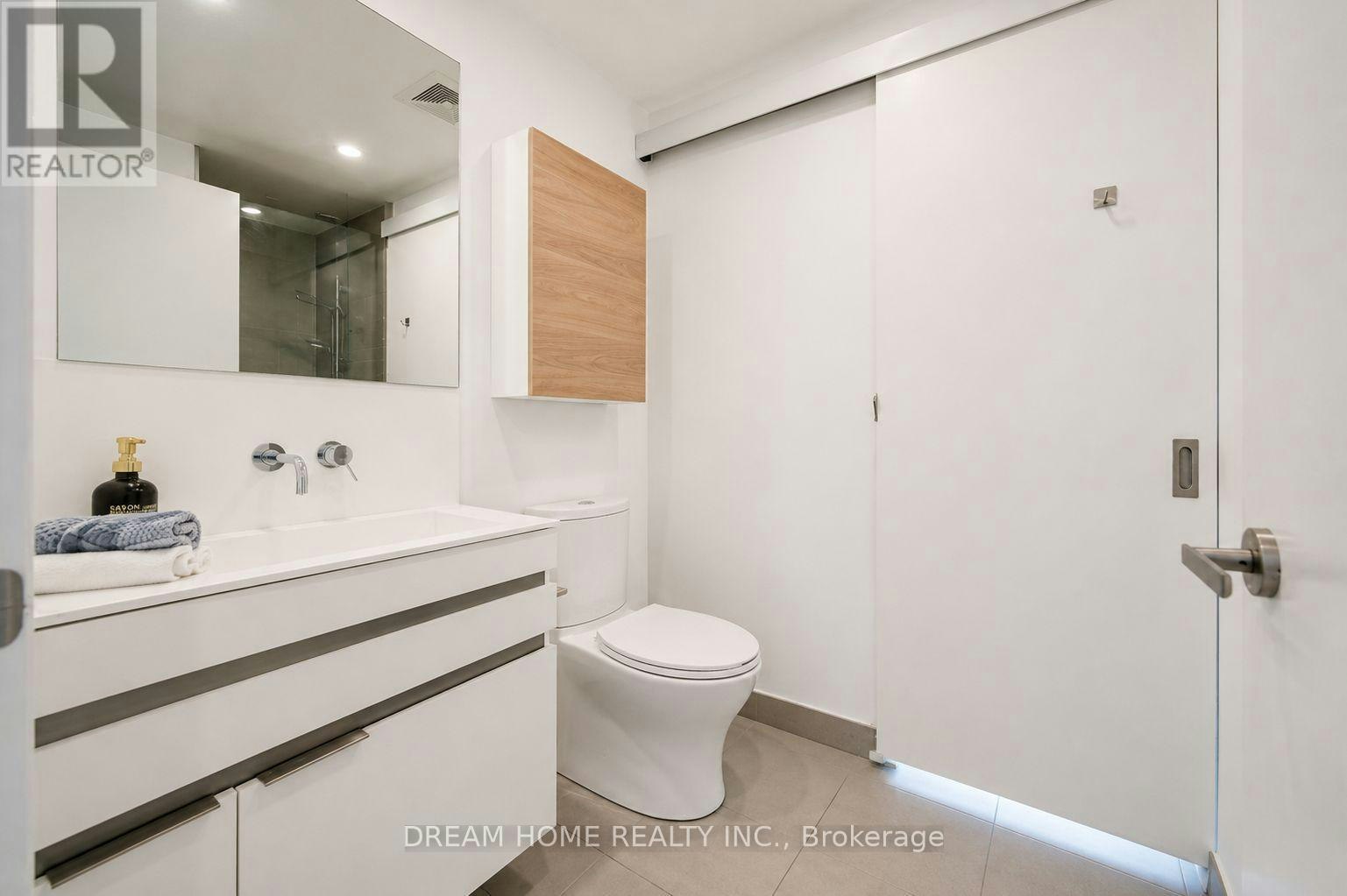 3109-197 Yonge Street, Toronto, ON, M5B 1M4 - 10