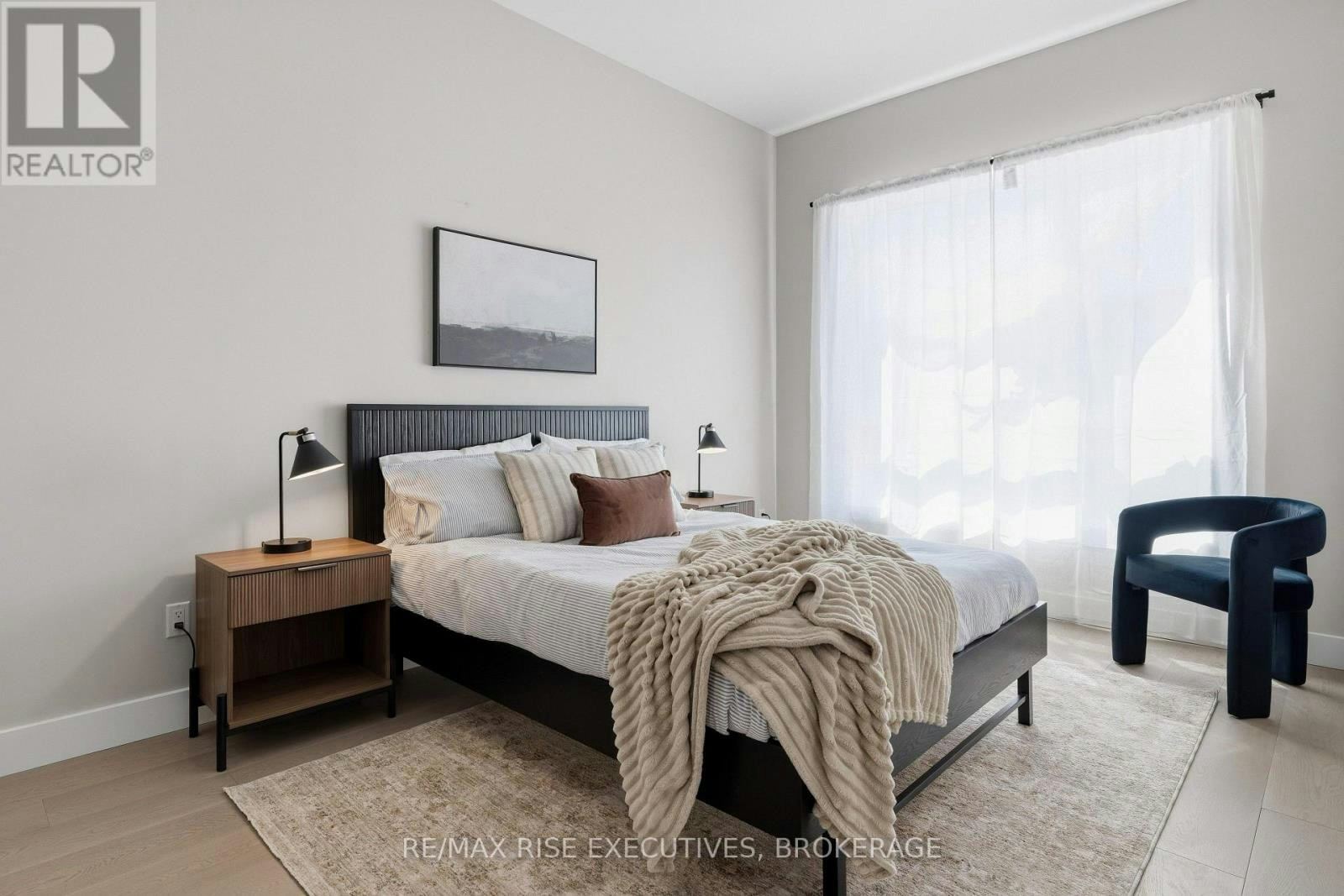 204-300 Skyfal Lane, Kingston, ON, K7M 0L3 - 5