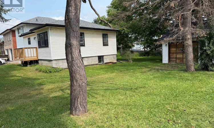 277 Gibbons Street