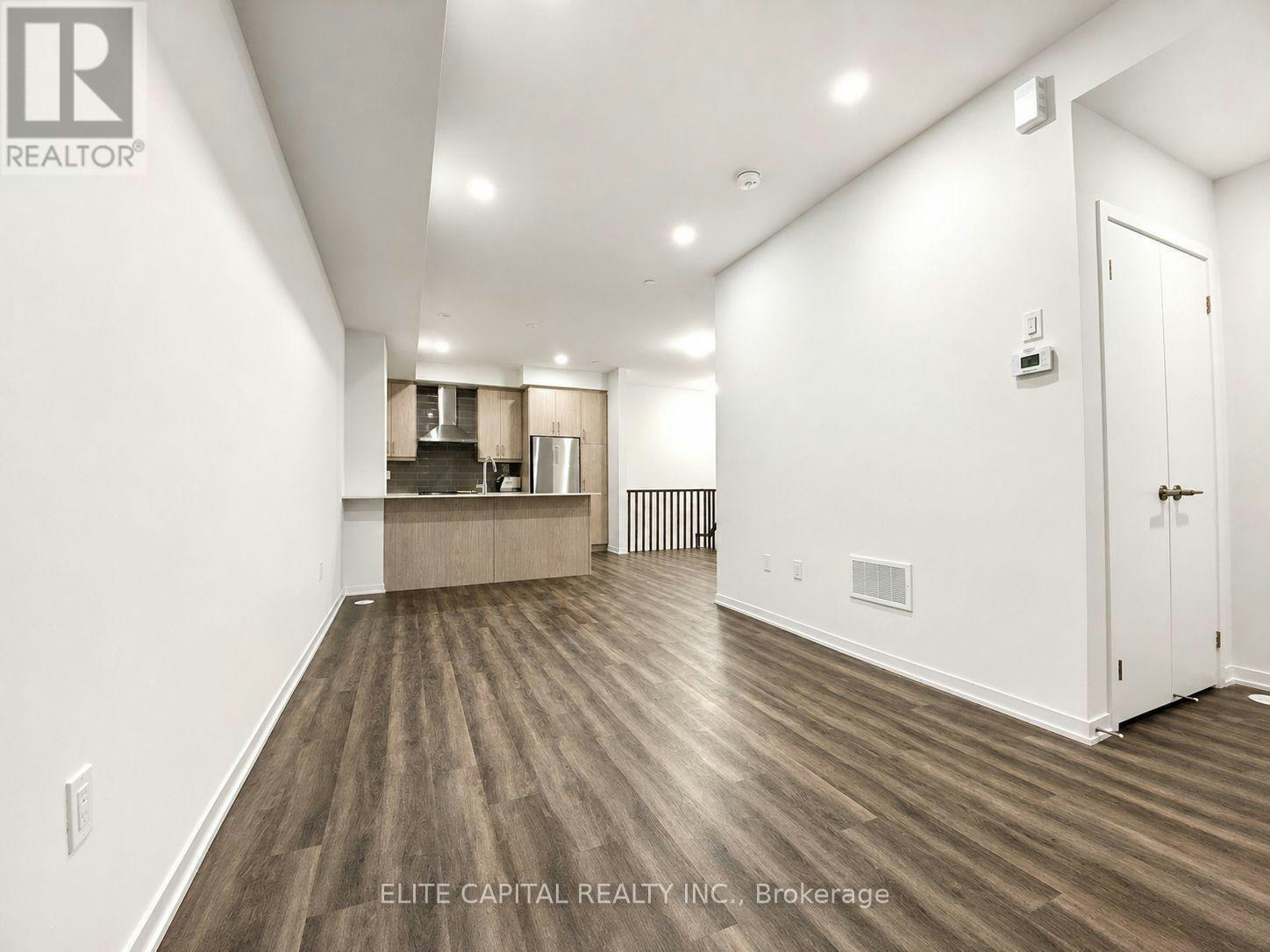 TH 351-100 Honeycrisp Crescent, Vaughan, ON, L4K 0N7 - 3