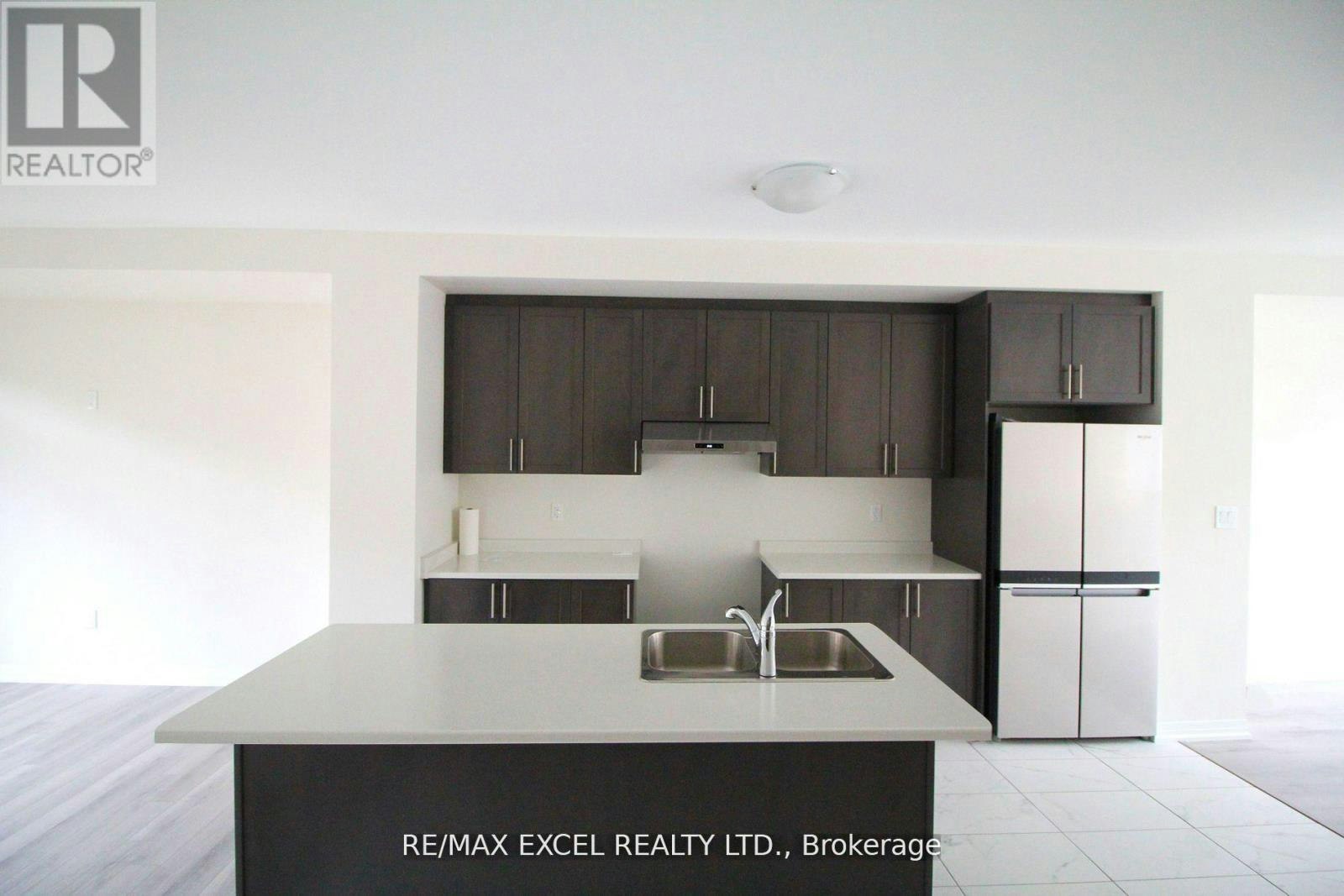 74 Carneros Way, Markham, ON, L6B 0S1 - 2