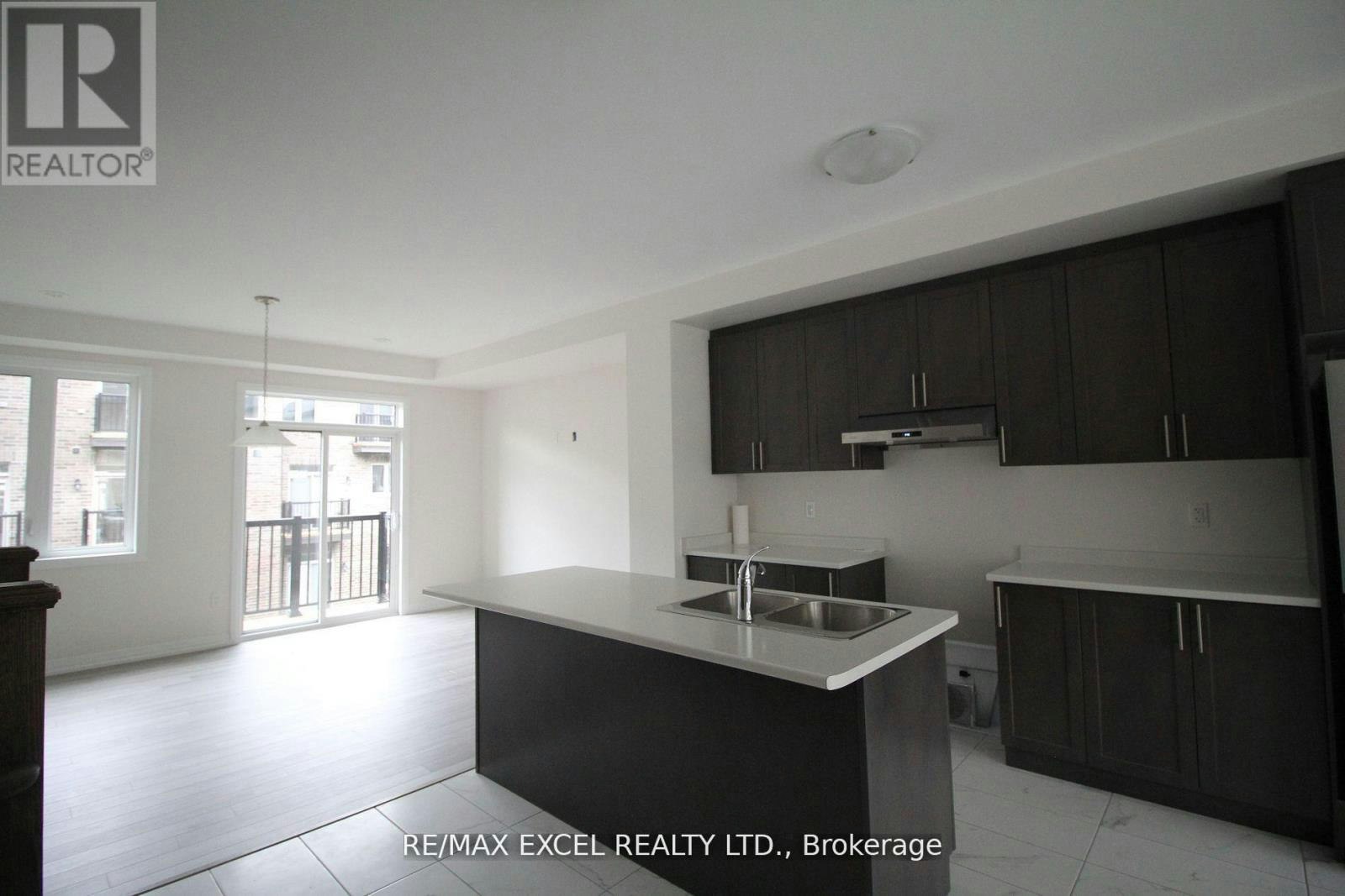 74 Carneros Way, Markham, ON, L6B 0S1 - 3
