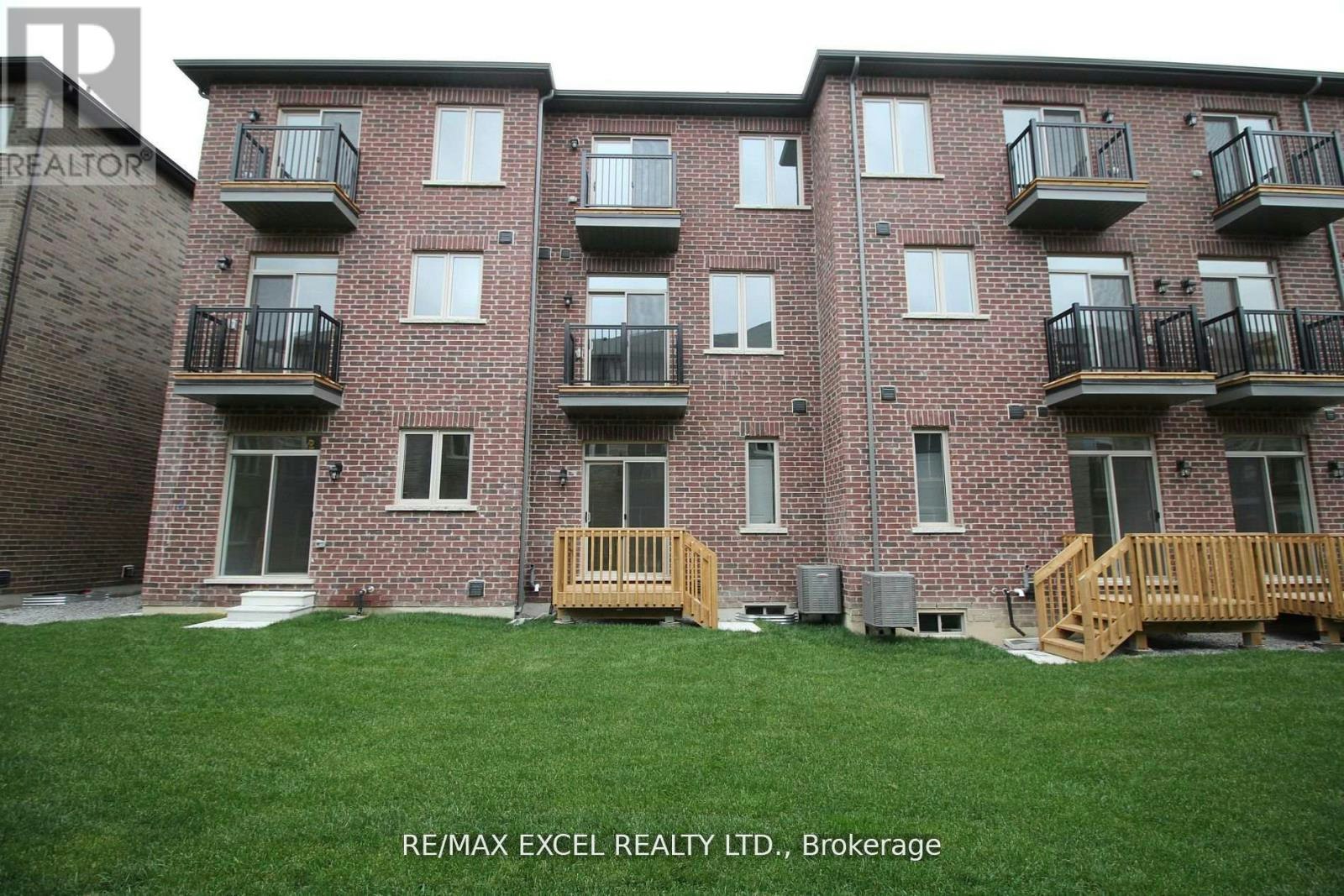 74 Carneros Way, Markham, ON, L6B 0S1 - 12
