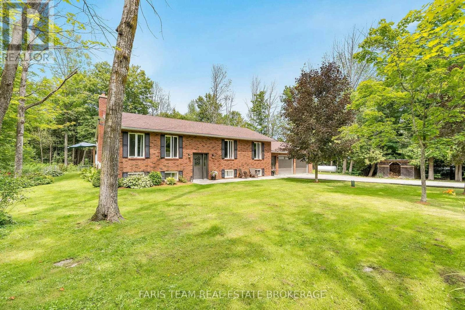 2358 Foxmead Road, Oro-Medonte, ON, L0K 1E0