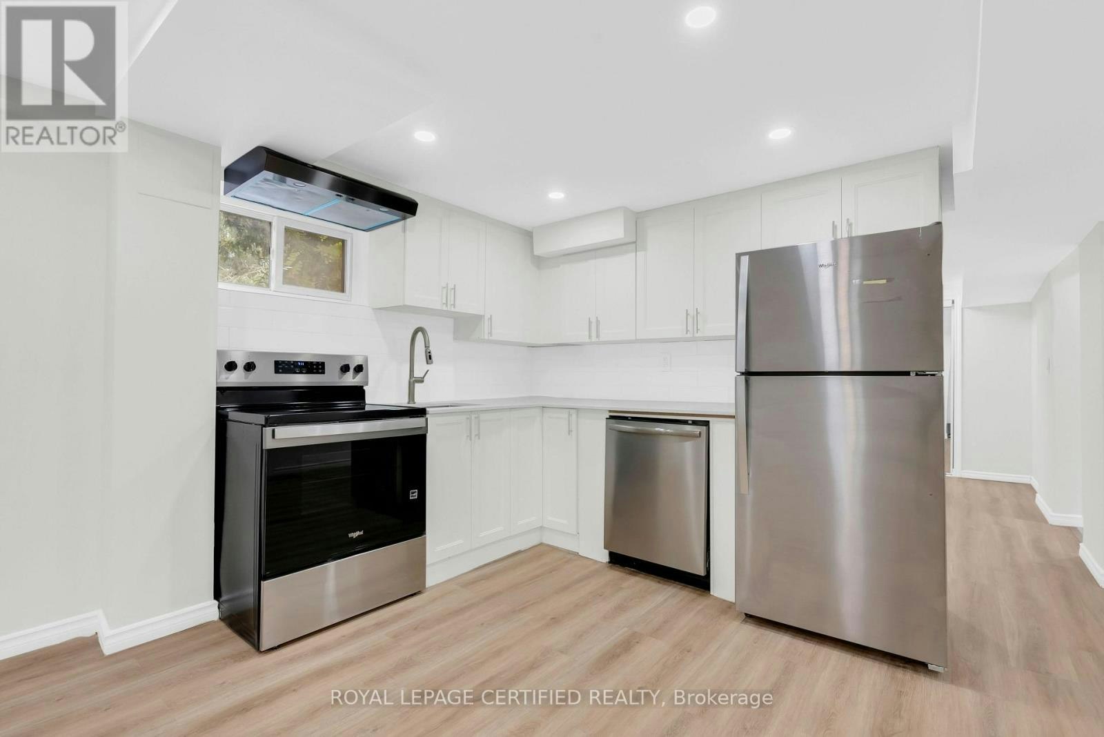 1398 Rebecca Street, Oakville, ON, L6L 1Z5 - 7