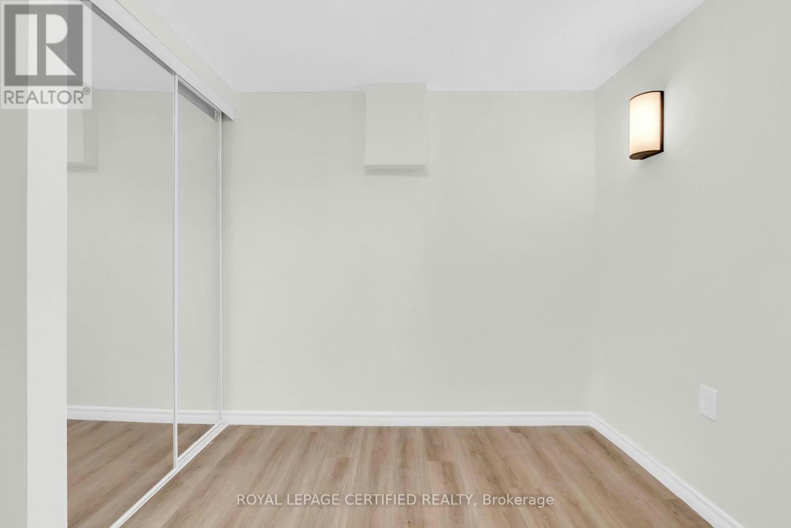 1398 Rebecca Street, Oakville, ON, L6L 1Z5 - 19