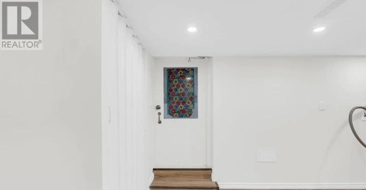 1398 Rebecca Street, Oakville, ON, L6L 1Z5 - 5