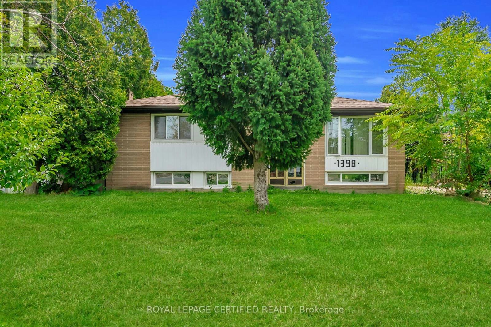 1398 Rebecca Street, Oakville, ON, L6L 1Z5 - 3
