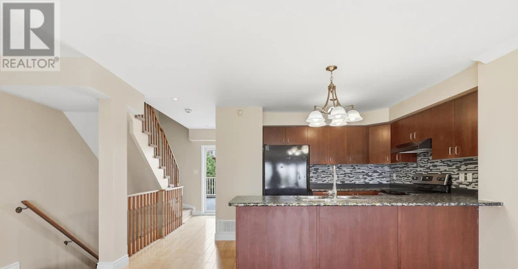 3985 Eglinton Avenue W, Mississauga, ON, L5M 0E5 - 10
