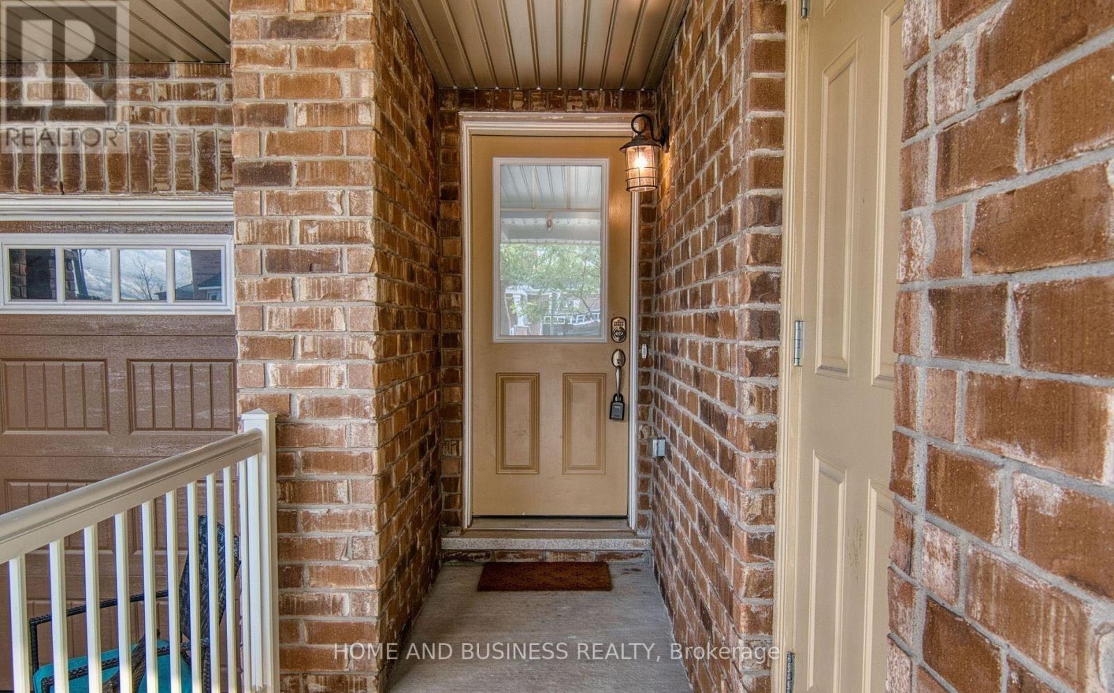 1135 Duignan Crescent, Milton, ON, L9E 1C3 - 5