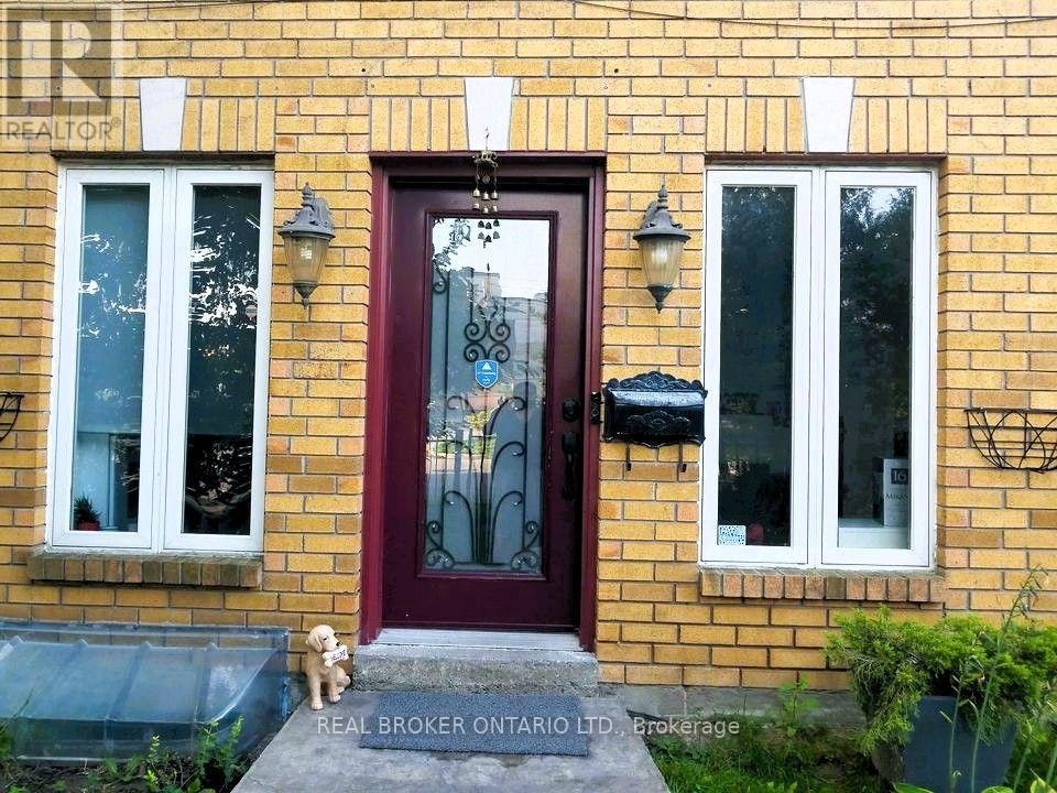 SIDE-256 The Kingsway Road, Toronto, ON, M9A 3T5