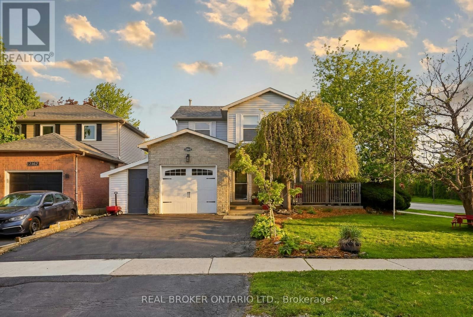 3260 Woodcroft Crescent, Burlington, ON, L7M 3K9