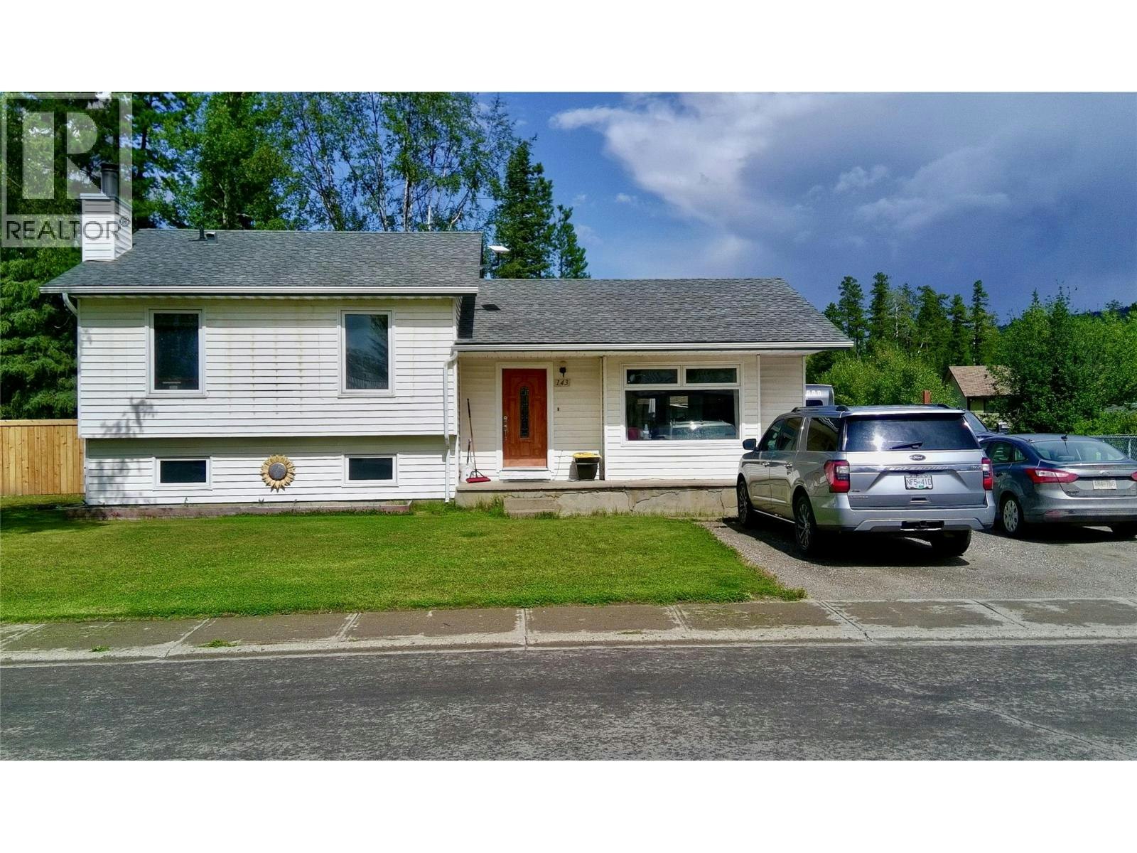 143 Bergeron Drive, Tumbler Ridge, BC, V0C 2W0