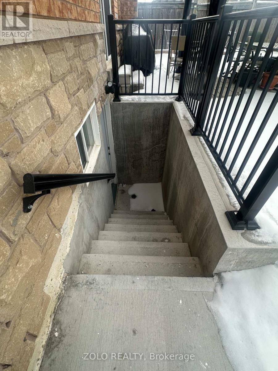 29 Gamble Drive, Ajax, ON, L1Z 0G8 - 4