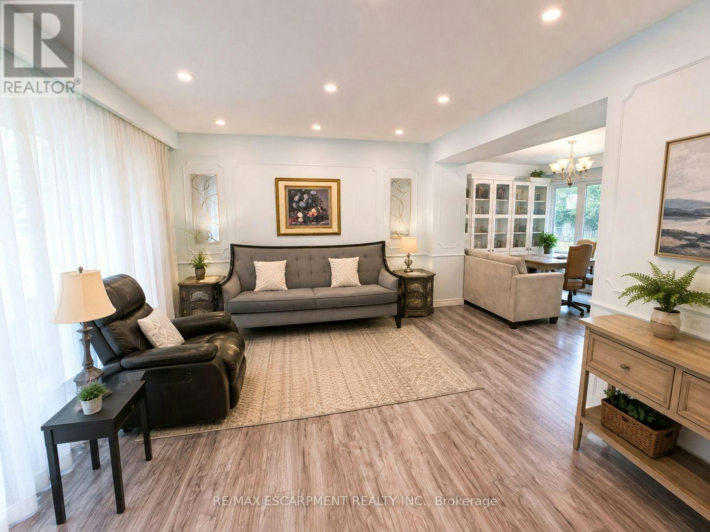421 Canterbury Crescent, Oakville, ON, L6J 5K8 - 5