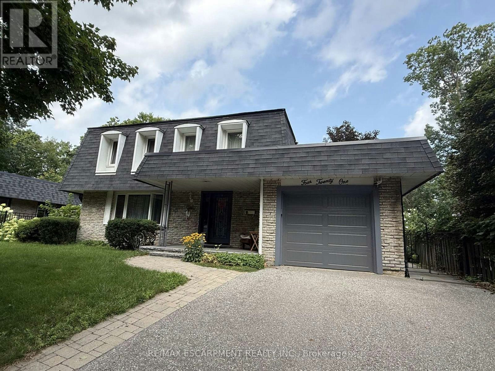 421 Canterbury Crescent, Oakville, ON, L6J 5K8 - 2