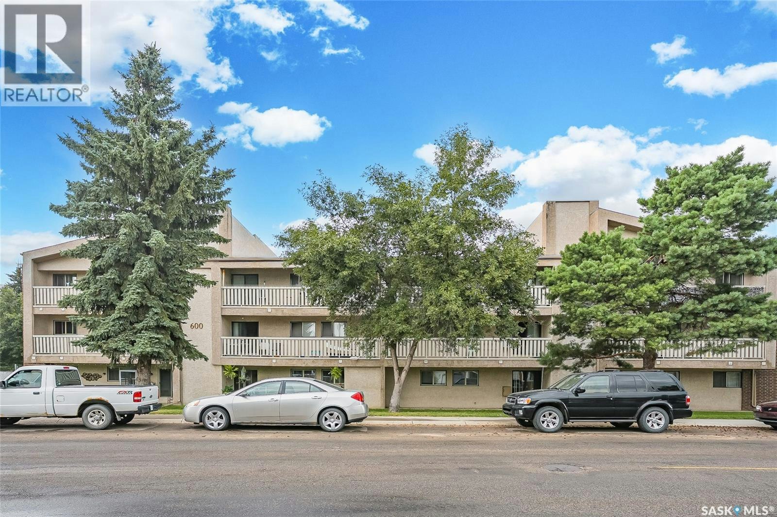 614-310 Stillwater Drive, Saskatoon, SK, S7J 4H7