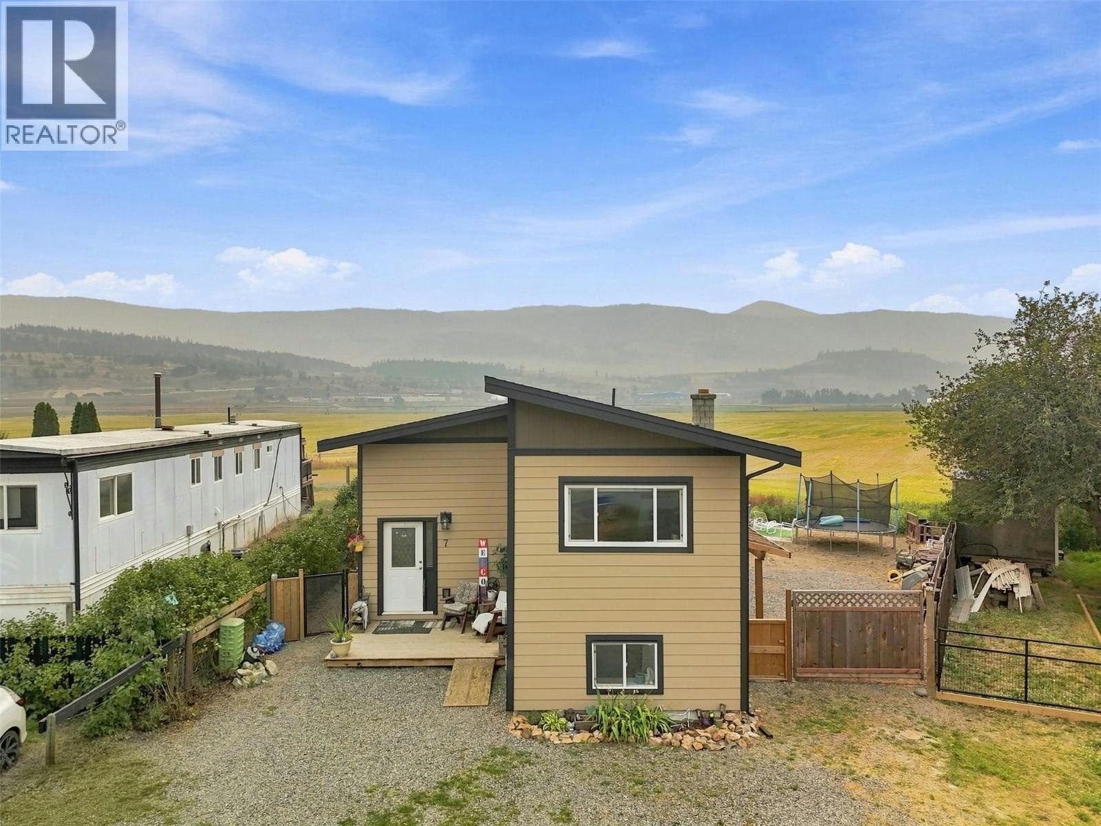 7-159 Zirnhelt Road, Kamloops, BC, V2H 3B0