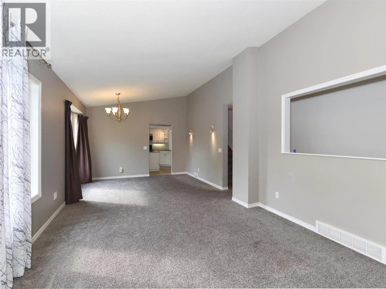 1412 Lawrence Avenue, Kelowna, BC, V1Y 6M8 - 5