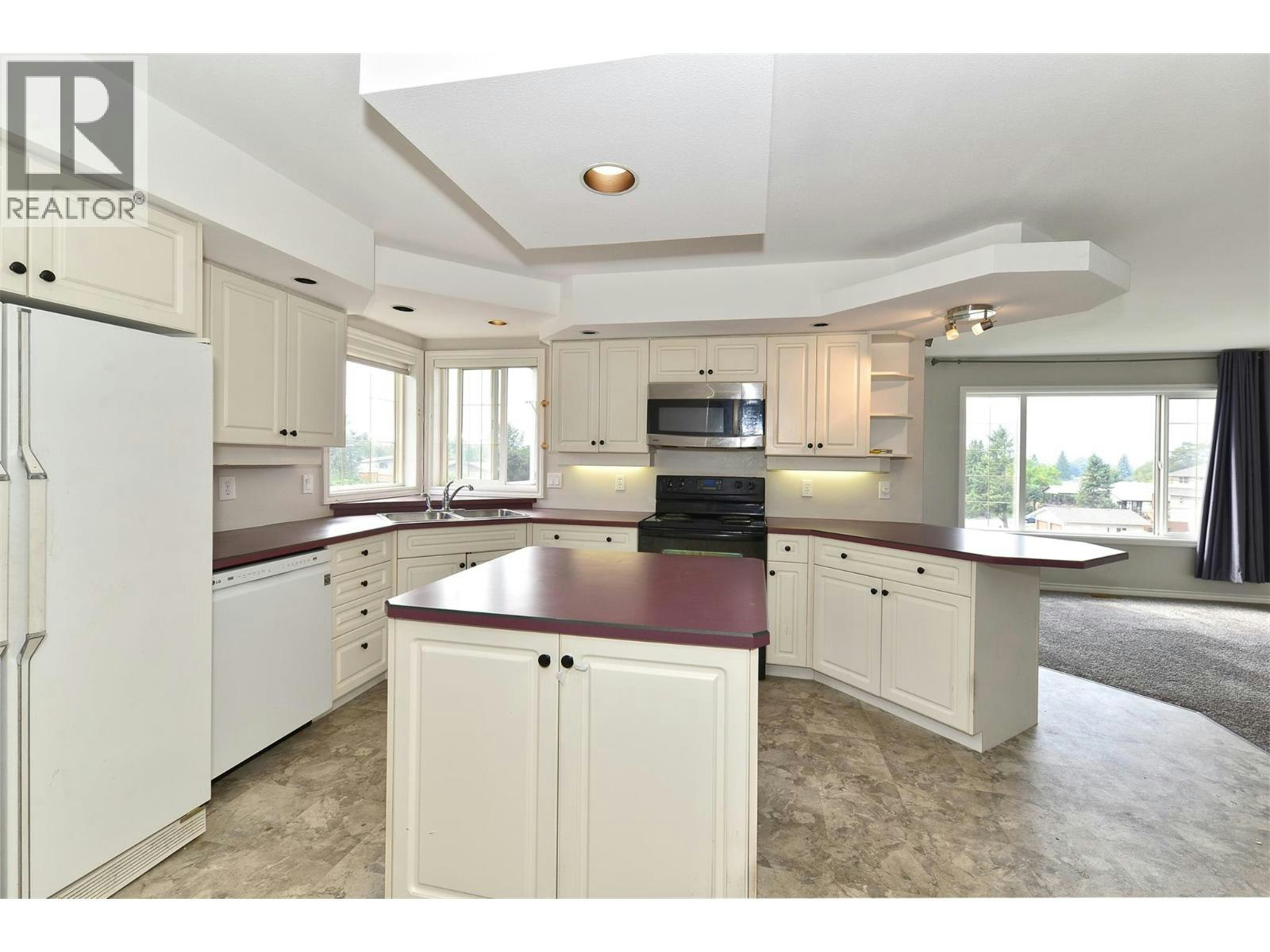 1412 Lawrence Avenue, Kelowna, BC, V1Y 6M8 - 7