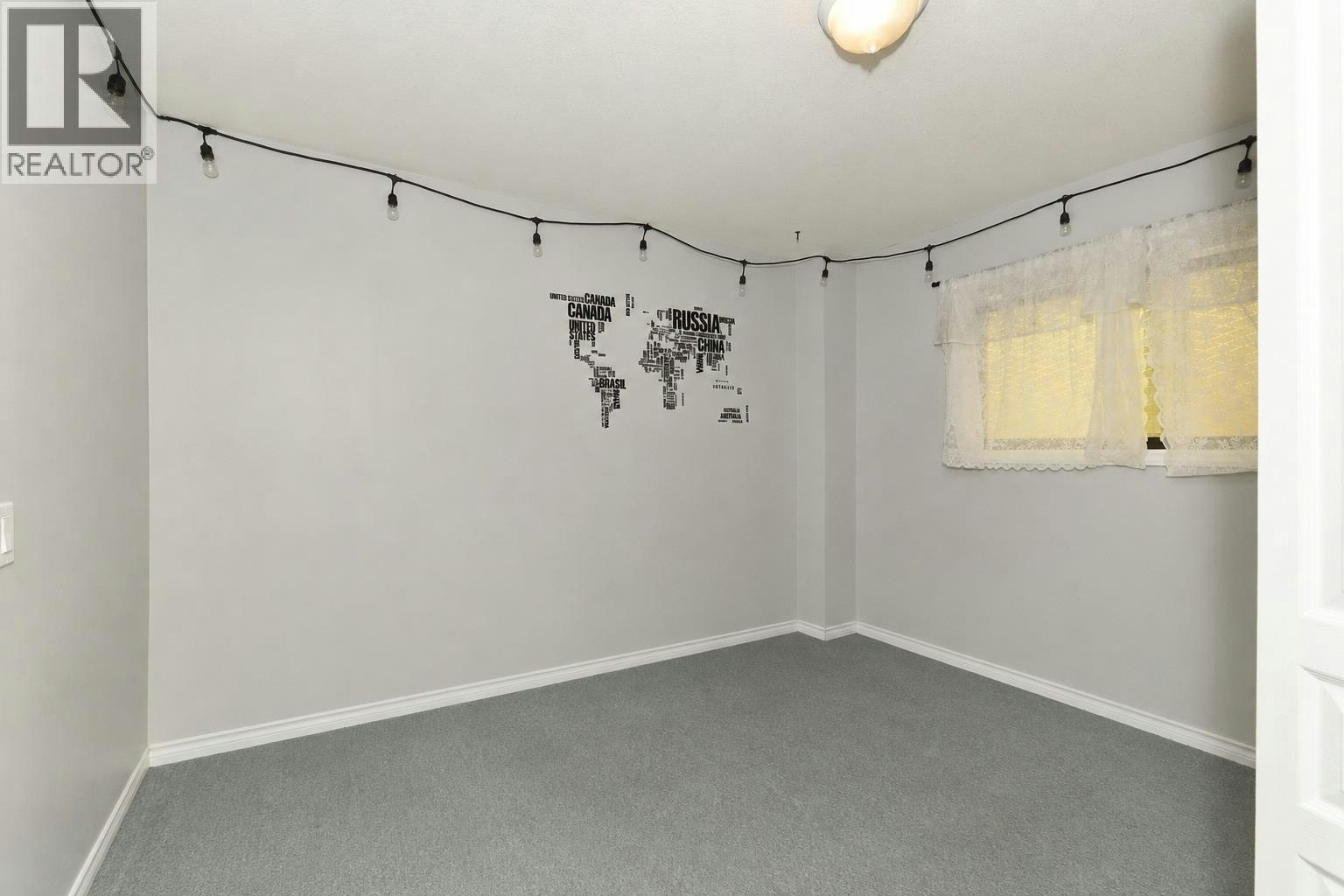 1412 Lawrence Avenue, Kelowna, BC, V1Y 6M8 - 17