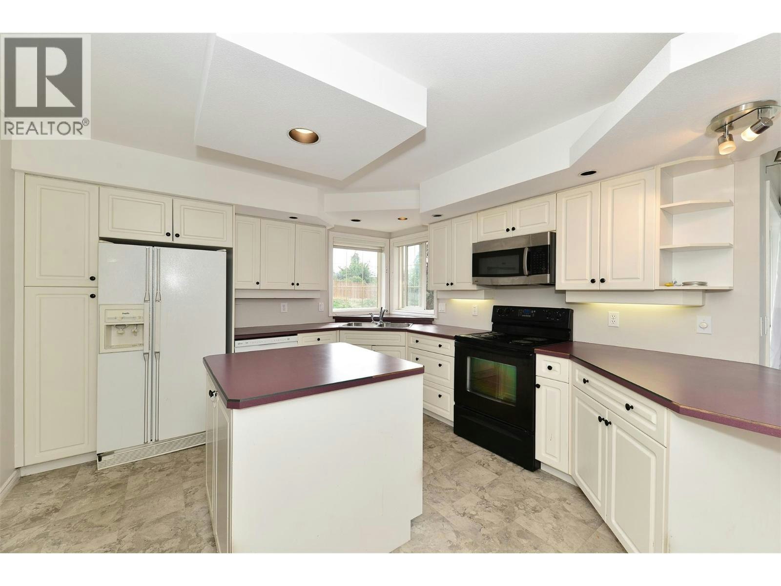 1412 Lawrence Avenue, Kelowna, BC, V1Y 6M8 - 6