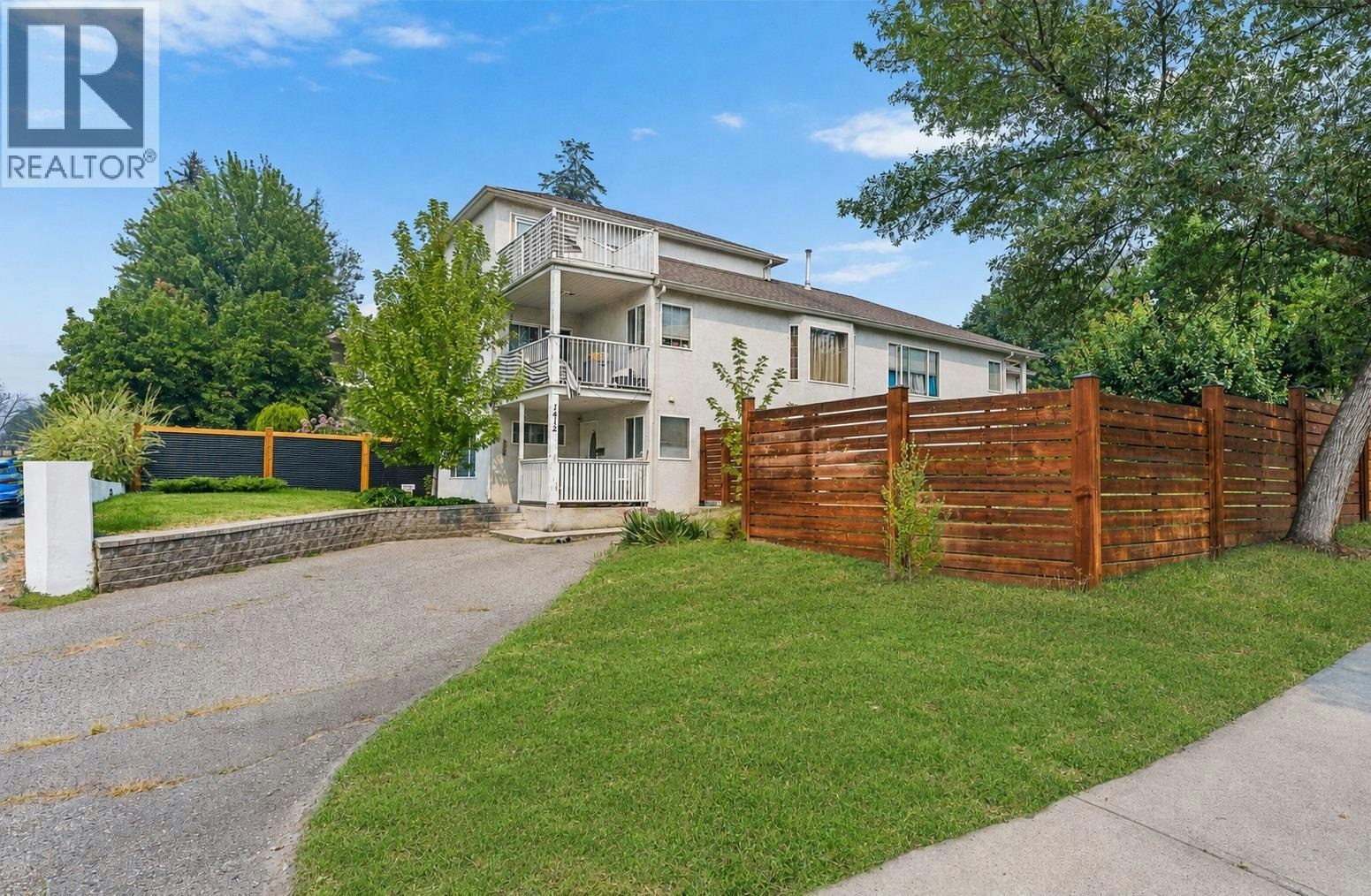 1412 Lawrence Avenue, Kelowna, BC, V1Y 6M8